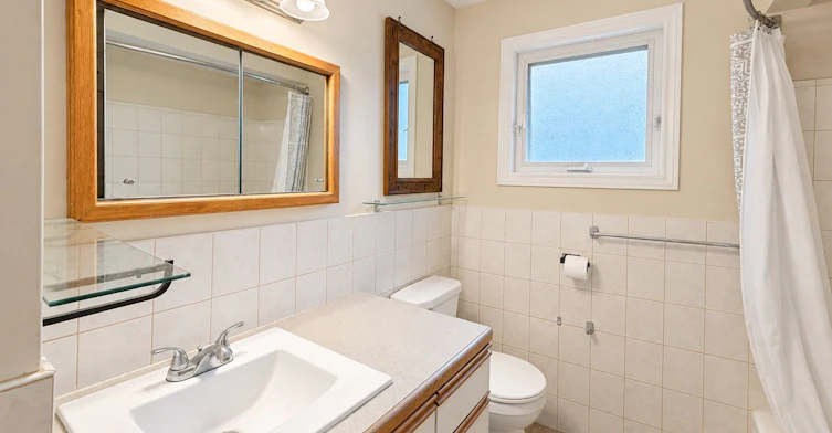 Upper-2201 Bridge Road, Oakville, ON, L6L 2G4 - 9