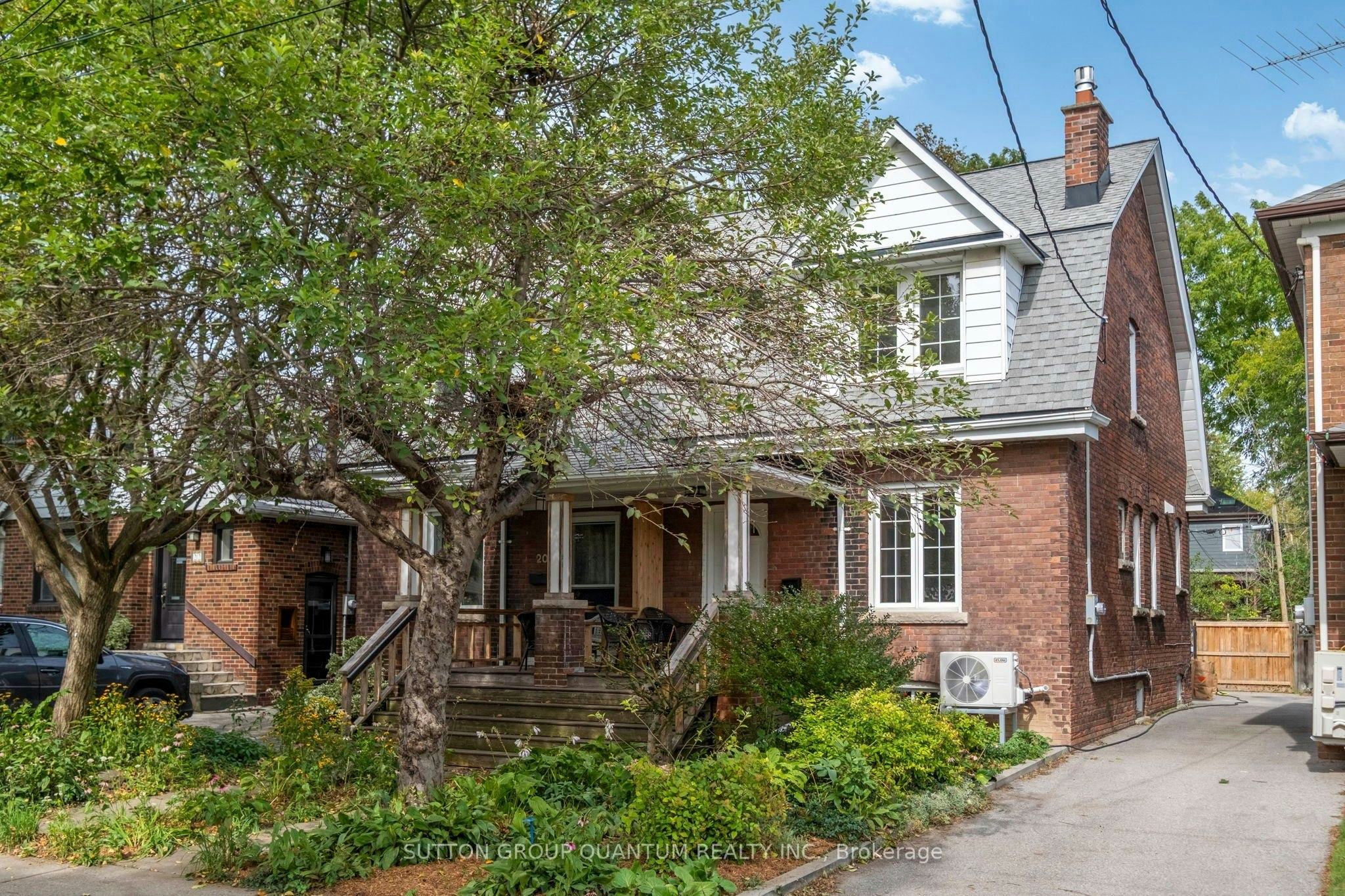 18 Albani Street, Toronto, ON, M8V 1X2