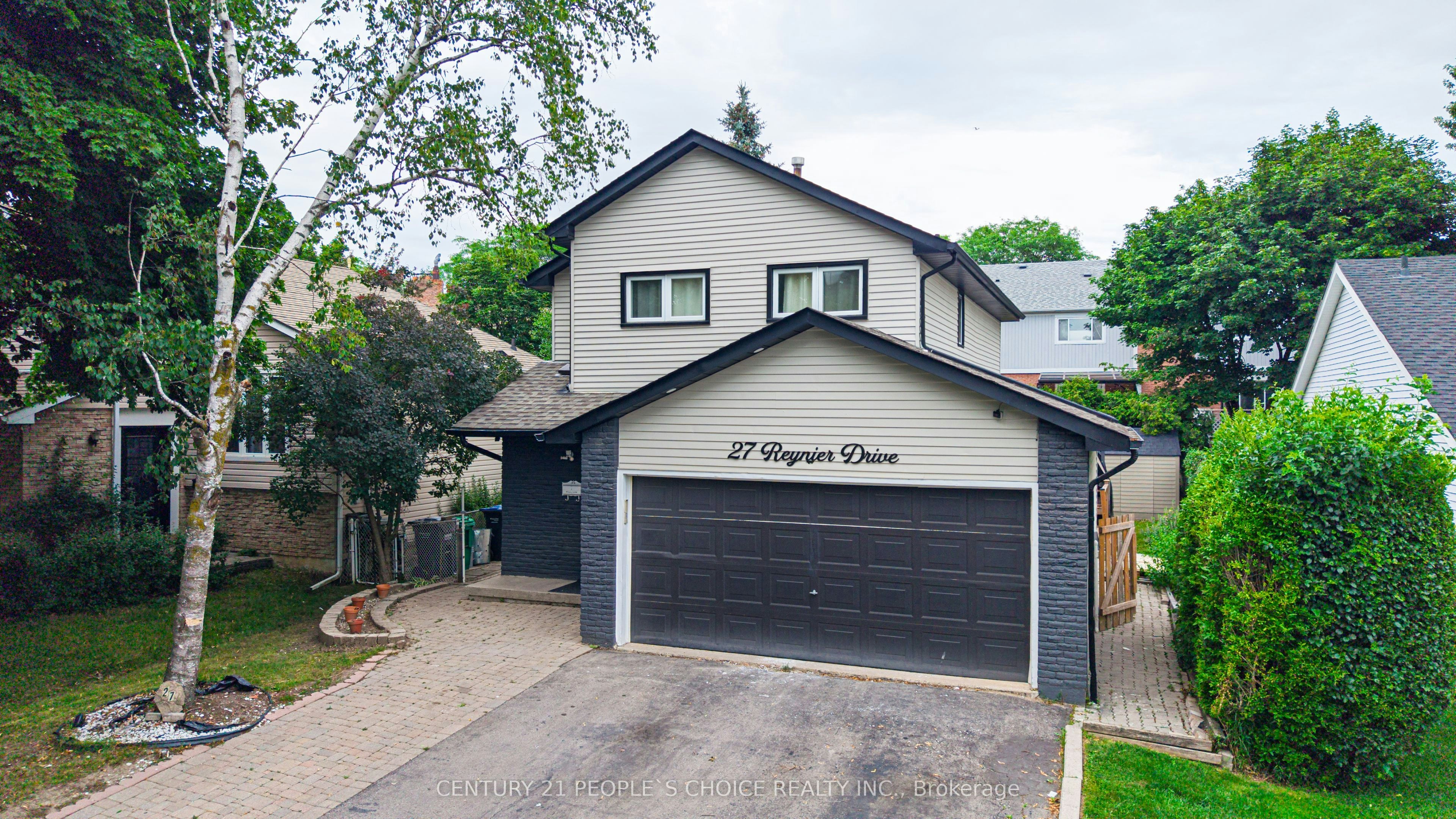 27 Reynier Drive, Brampton, ON, L6Z 1L1