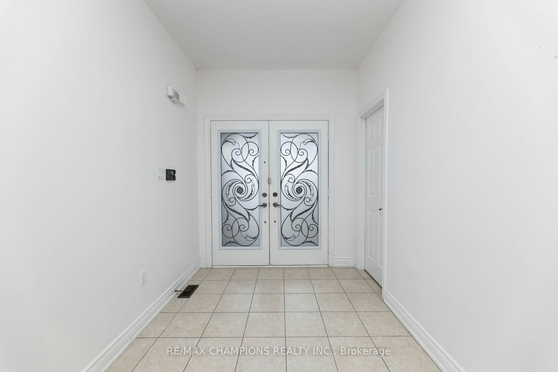 Upper-89 Bayhampton Drive, Brampton, ON, L6P 3A8 - 10