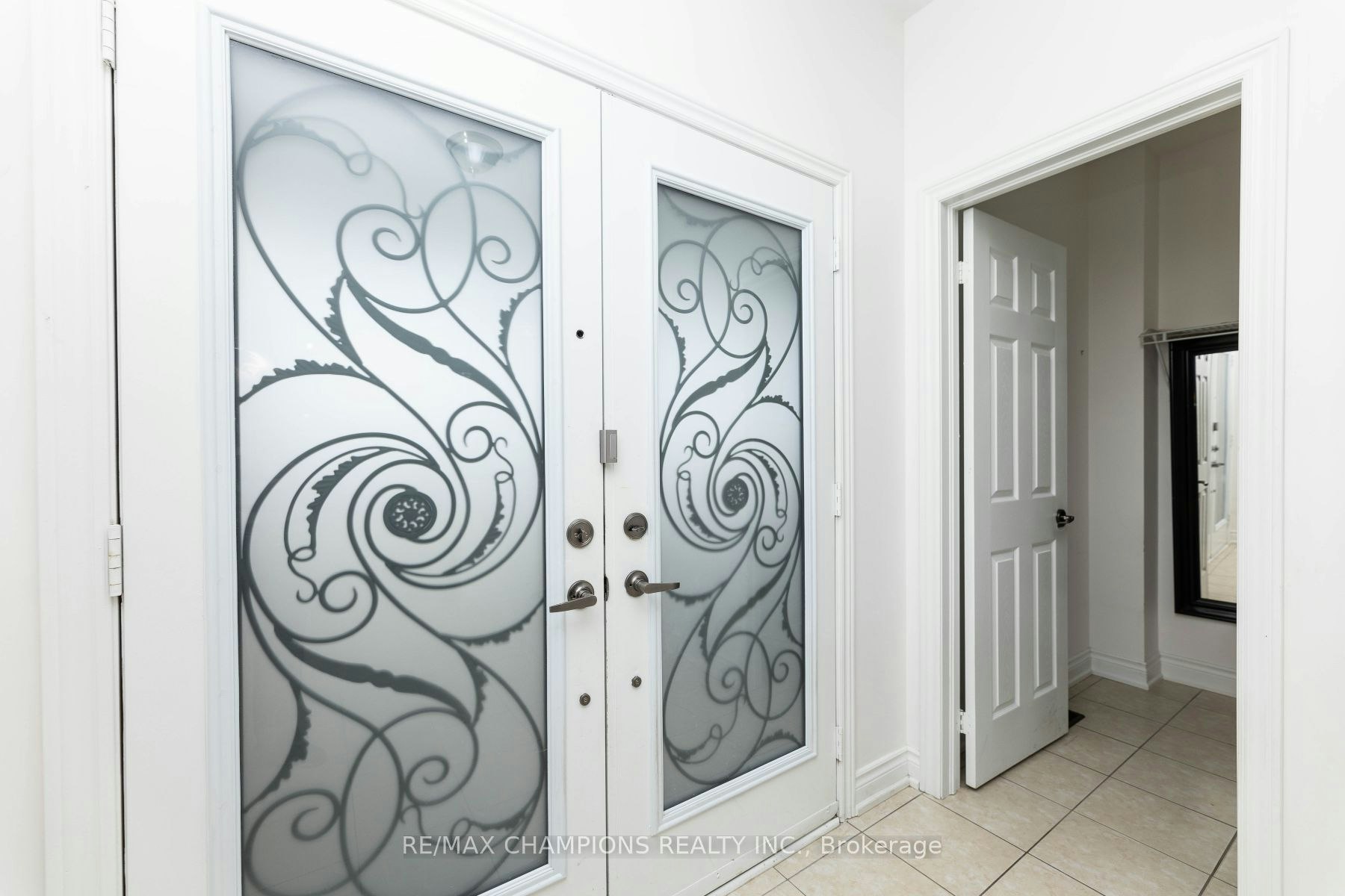 Upper-89 Bayhampton Drive, Brampton, ON, L6P 3A8 - 11