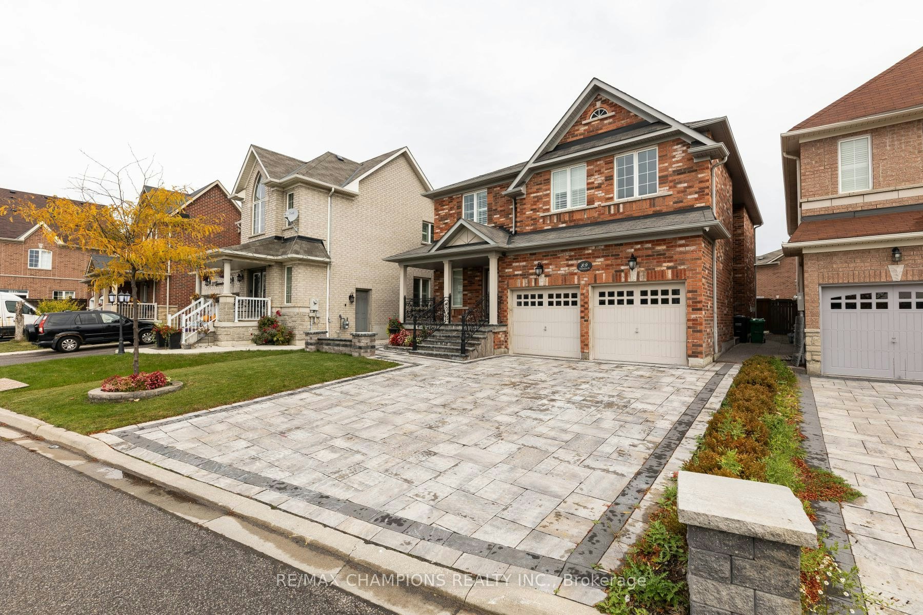 Upper-89 Bayhampton Drive, Brampton, ON, L6P 3A8 - 2