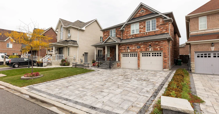 Upper-89 Bayhampton Drive, Brampton, ON, L6P 3A8 - 2