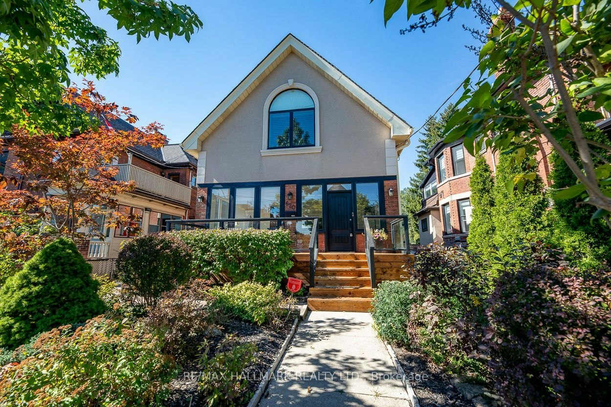 620 Indian Road, Toronto, ON, M6P 2C6