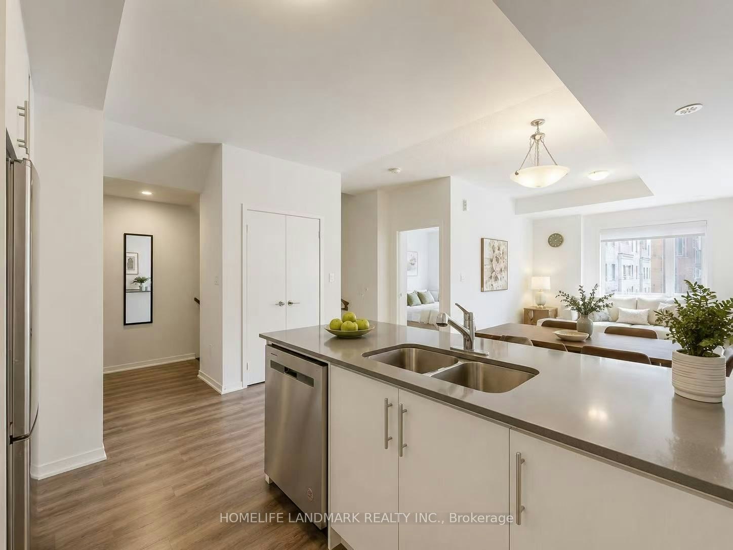 186-10 Lloyd Janes Lane, Toronto, ON, M8V 0J6 - 3