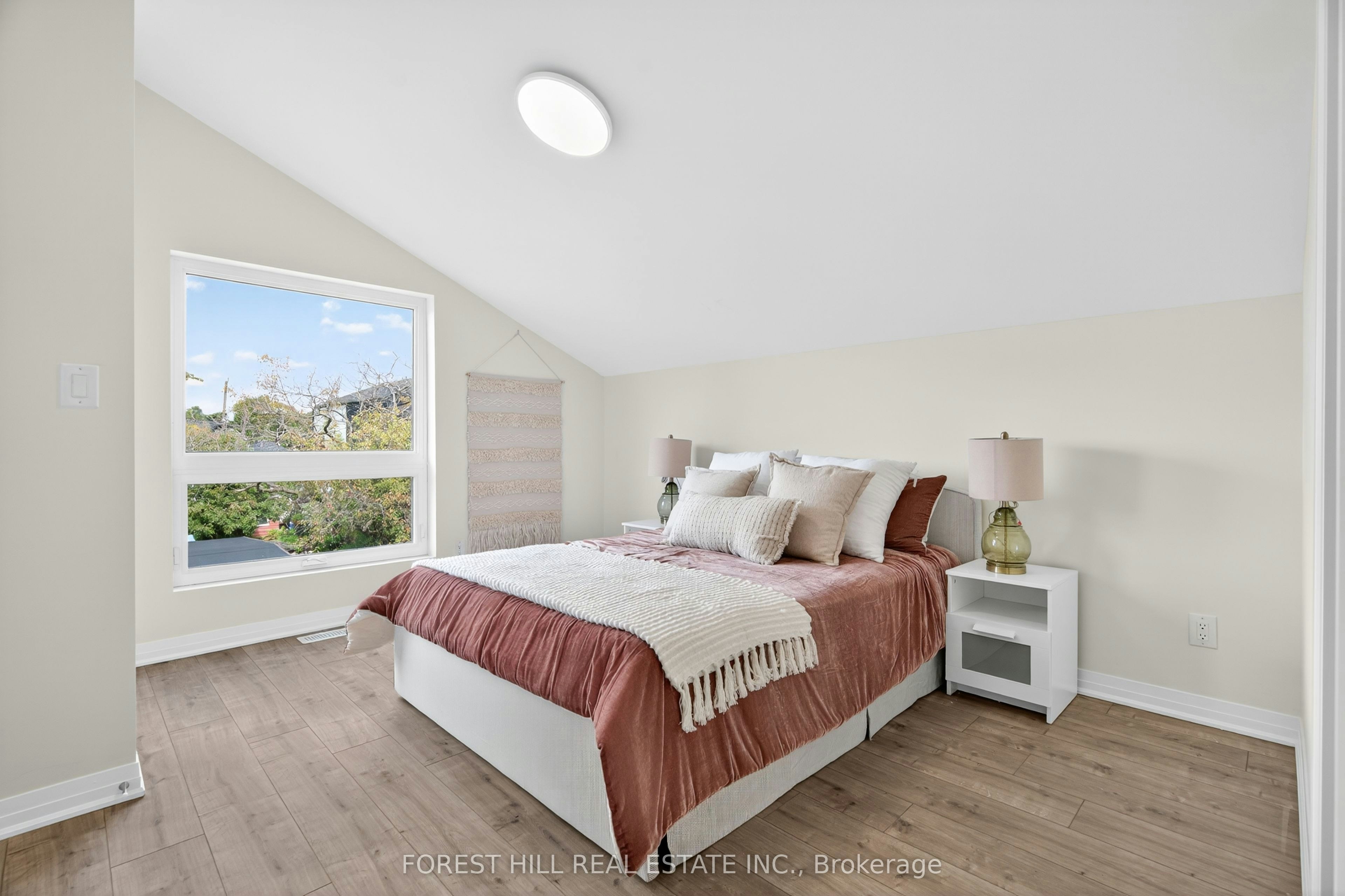A-12 Smallwood Drive, Toronto, ON, M3M 1T8 - 23