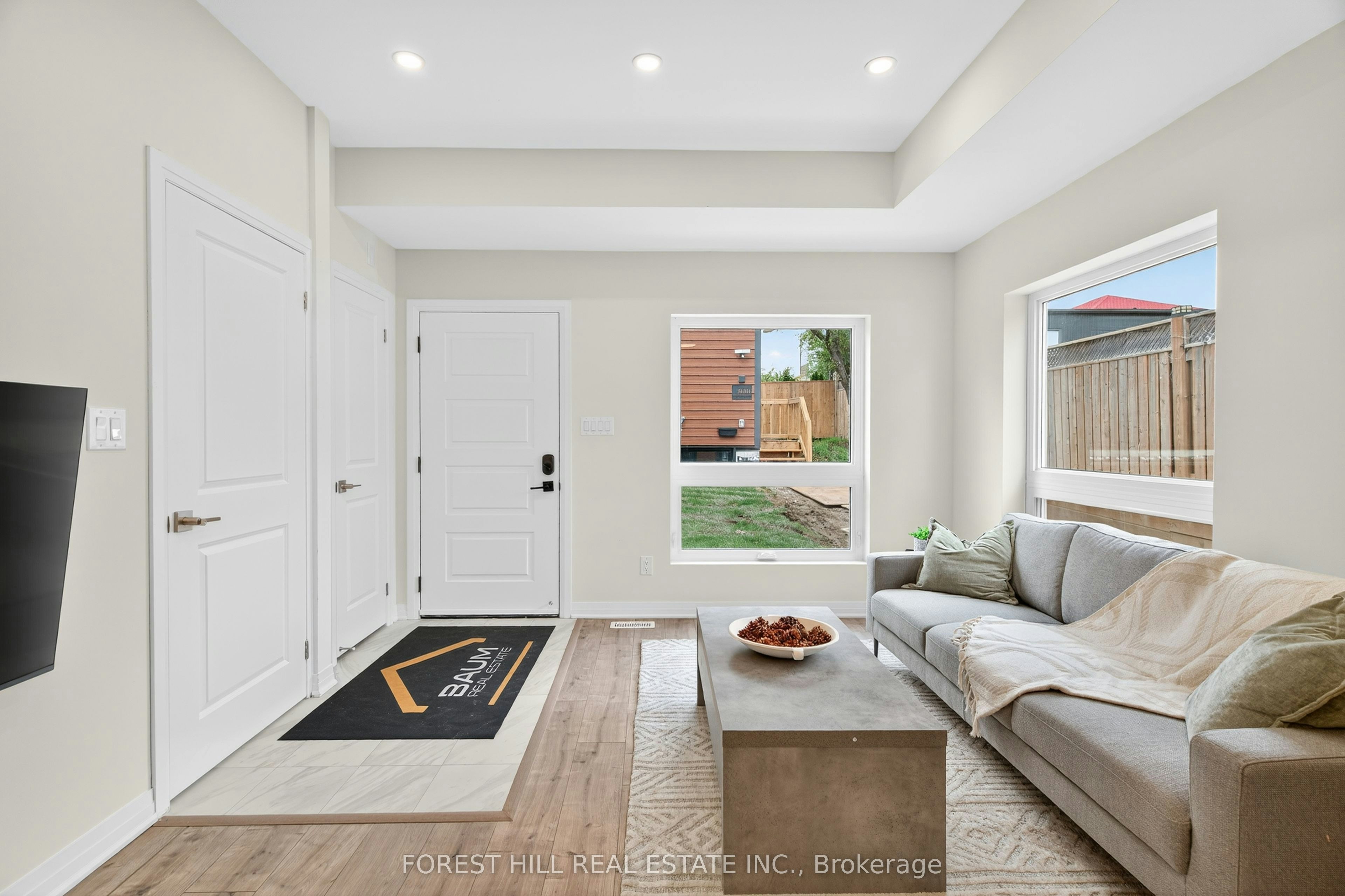 A-12 Smallwood Drive, Toronto, ON, M3M 1T8 - 2