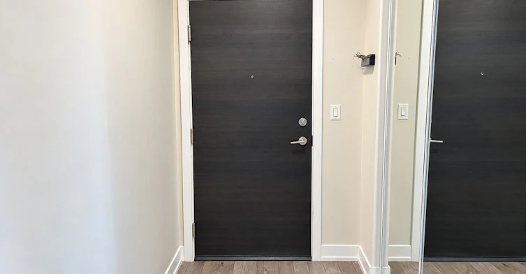 519-150 Oak Park Boulevard, Oakville, ON, L6H 0E7 - 2