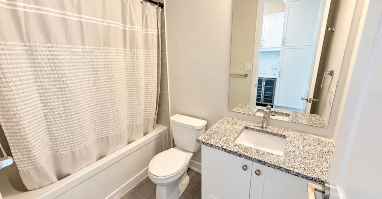 519-150 Oak Park Boulevard, Oakville, ON, L6H 0E7 - 10