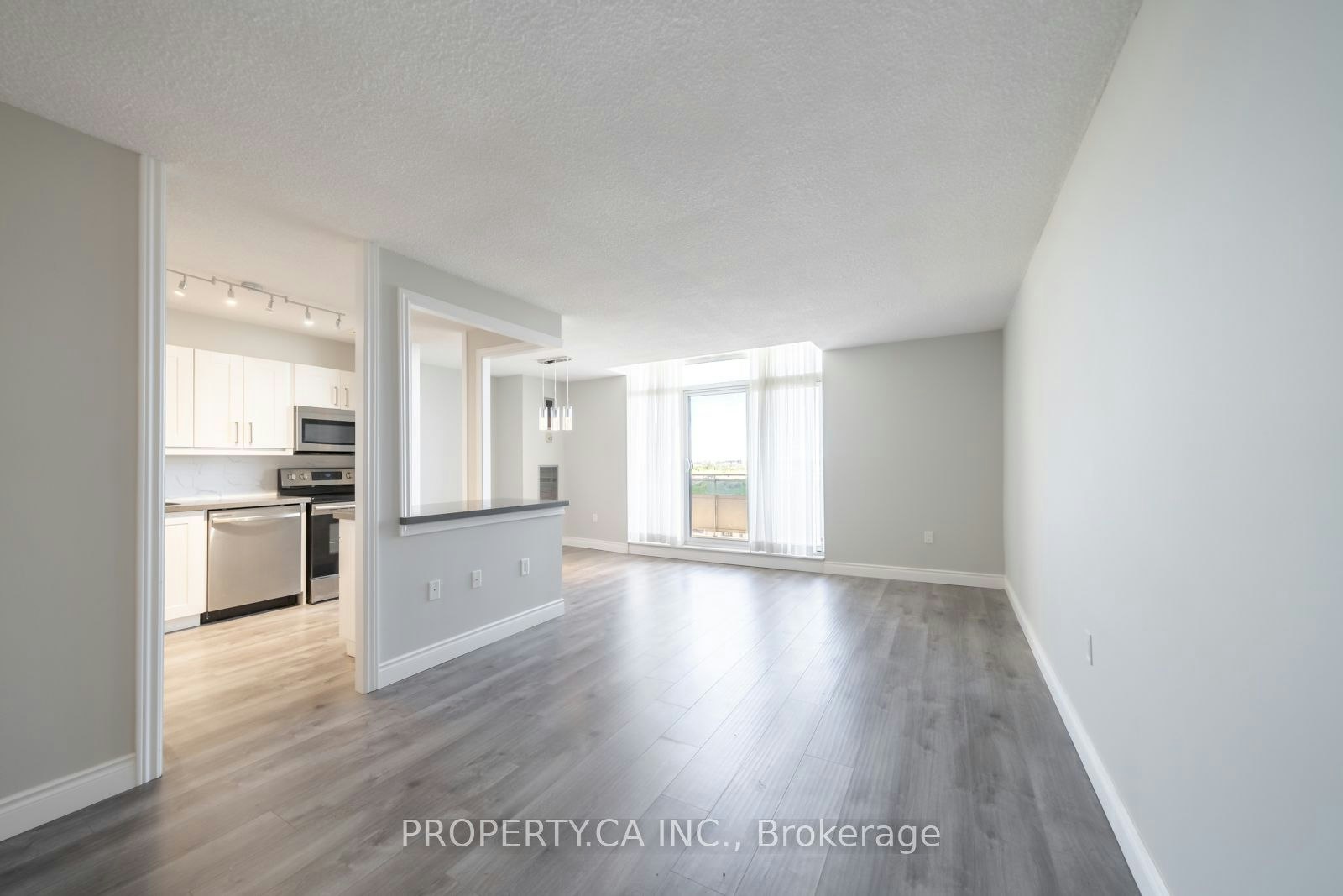 1204-355 Rathburn Road E, Mississauga, ON, L4Z 1H4