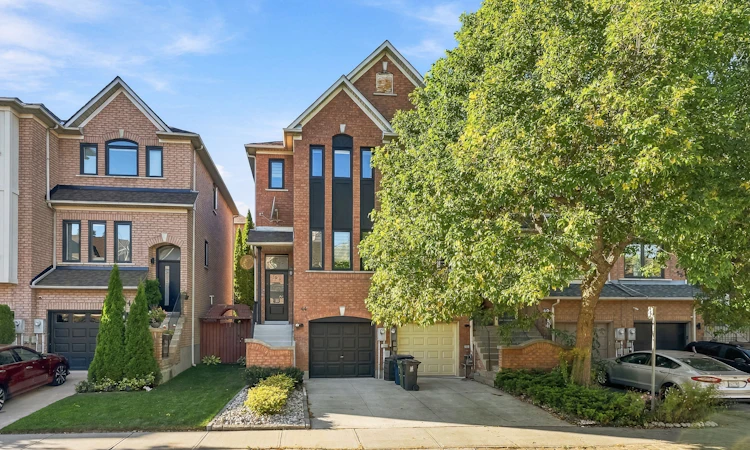 44 Bluewater Court