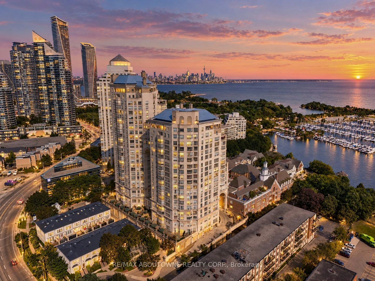 301-2287 Lake Shore Road W, Toronto, ON, M8V 3Y1