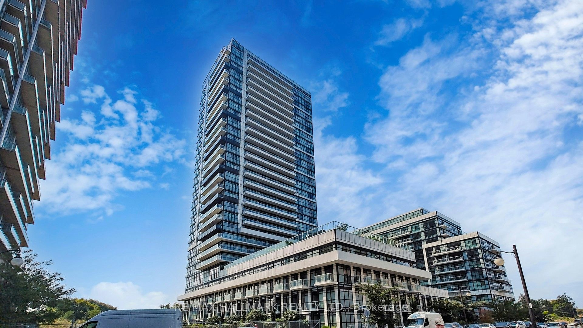 1407-251 Manitoba Street, Toronto, ON, M8Y 0C7