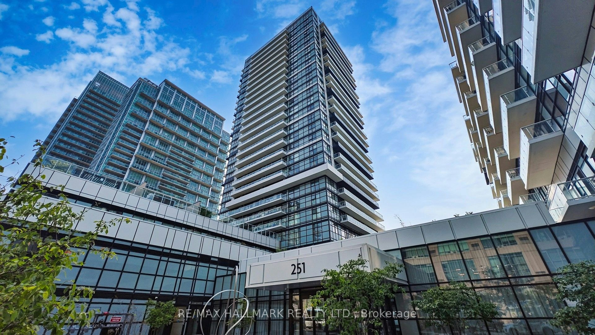 1407-251 Manitoba Street, Toronto, ON, M8Y 0C7 - 3