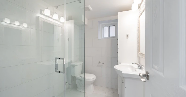 Bsmt-14 Alladin Avenue, Toronto, ON, M6L 1S5 - 18