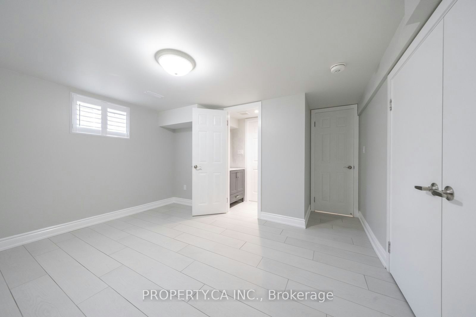 Bsmt-14 Alladin Avenue, Toronto, ON, M6L 1S5 - 9