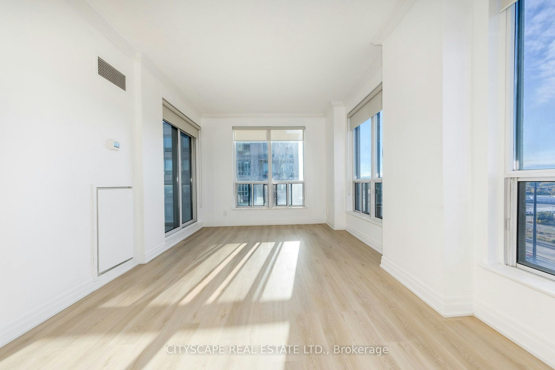 1607-2087 Lake Shore Boulevard W, Toronto, ON, M8V 4G3 - 8