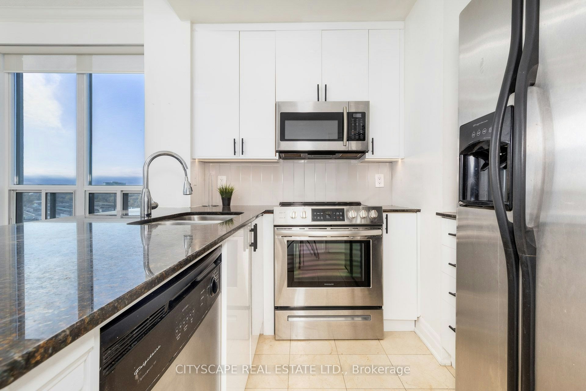 1607-2087 Lake Shore Boulevard W, Toronto, ON, M8V 4G3