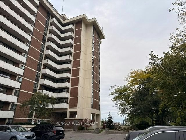 1411-541 Blackthorn Avenue, Toronto, ON, M6M 5A6 - 2
