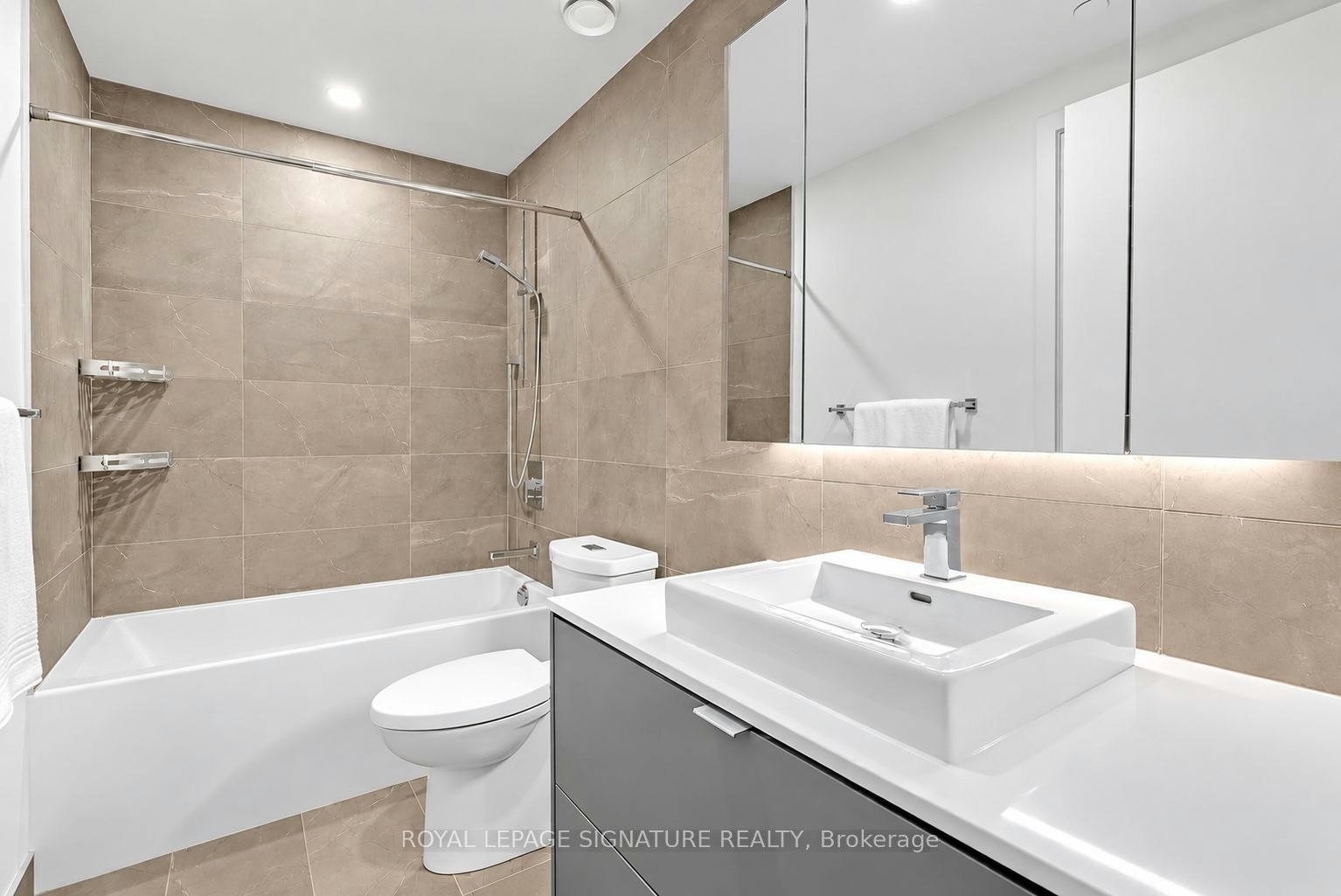 426-7 Smith Crescent, Toronto, ON, M8Z 0G3 - 20