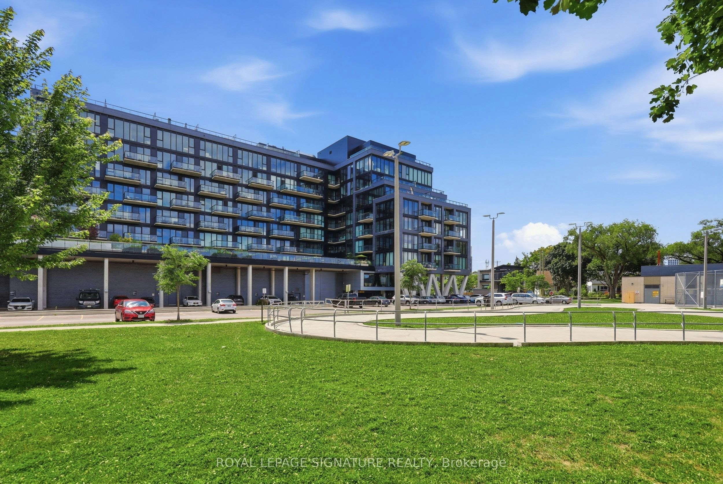 426-7 Smith Crescent, Toronto, ON, M8Z 0G3 - 40