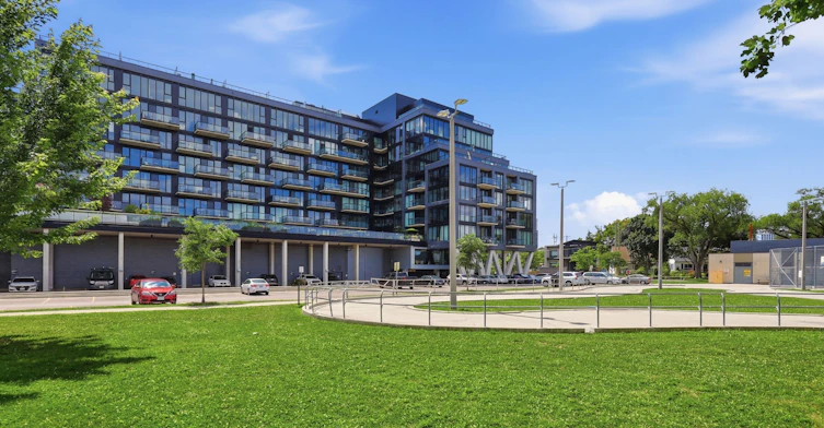 426-7 Smith Crescent, Toronto, ON, M8Z 0G3 - 40
