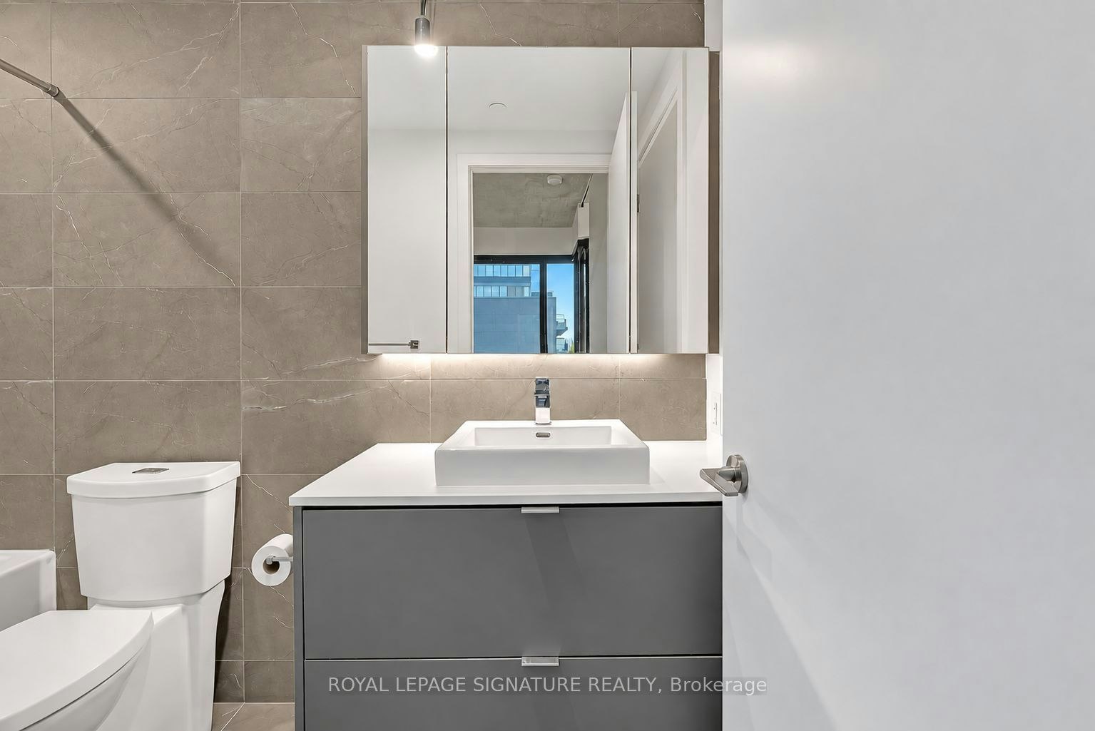 426-7 Smith Crescent, Toronto, ON, M8Z 0G3 - 19