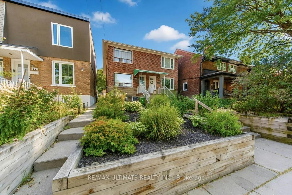 45 Mcroberts Avenue, Toronto, ON, M6E 4P3