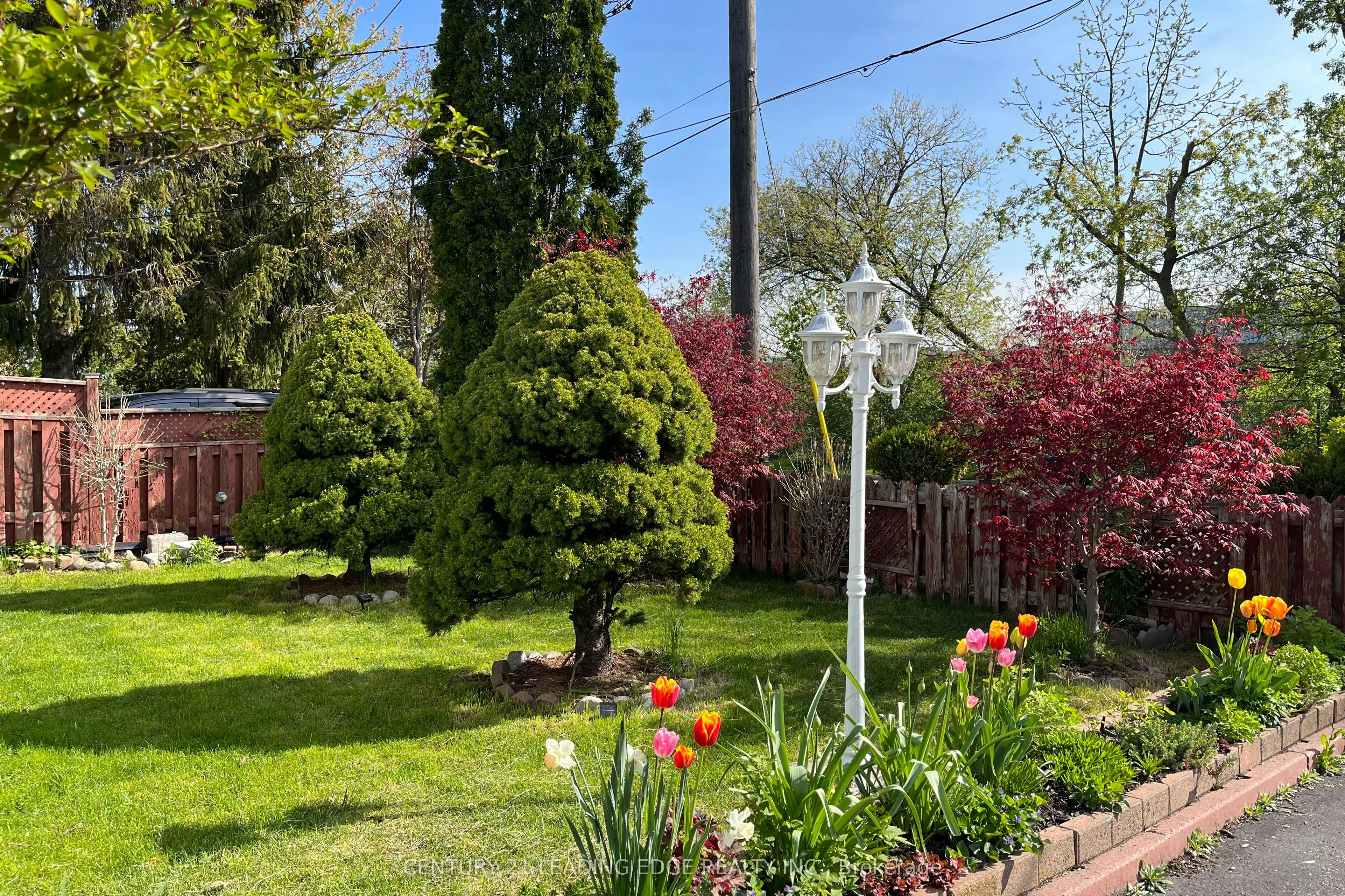 22 Highbury Road, Toronto, ON, M9M 2J7 - 16