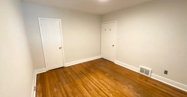130 Yorkview Drive, Toronto, ON, M8Z 2G4 - 16