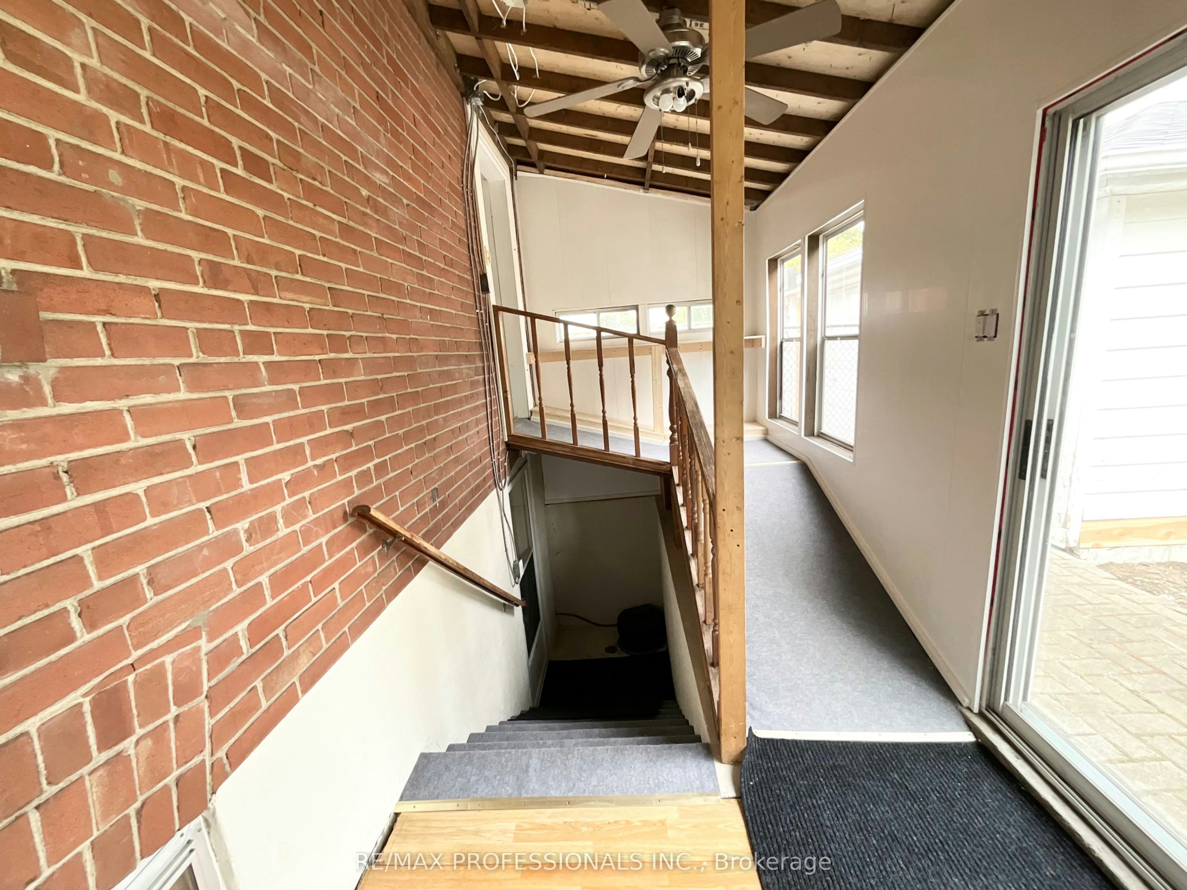 130 Yorkview Drive, Toronto, ON, M8Z 2G4 - 35