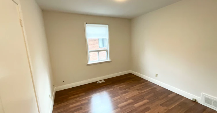 130 Yorkview Drive, Toronto, ON, M8Z 2G4 - 13