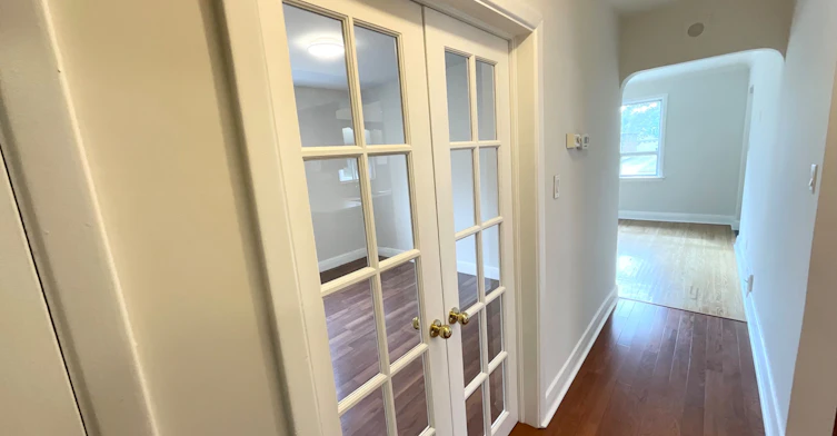 130 Yorkview Drive, Toronto, ON, M8Z 2G4 - 12