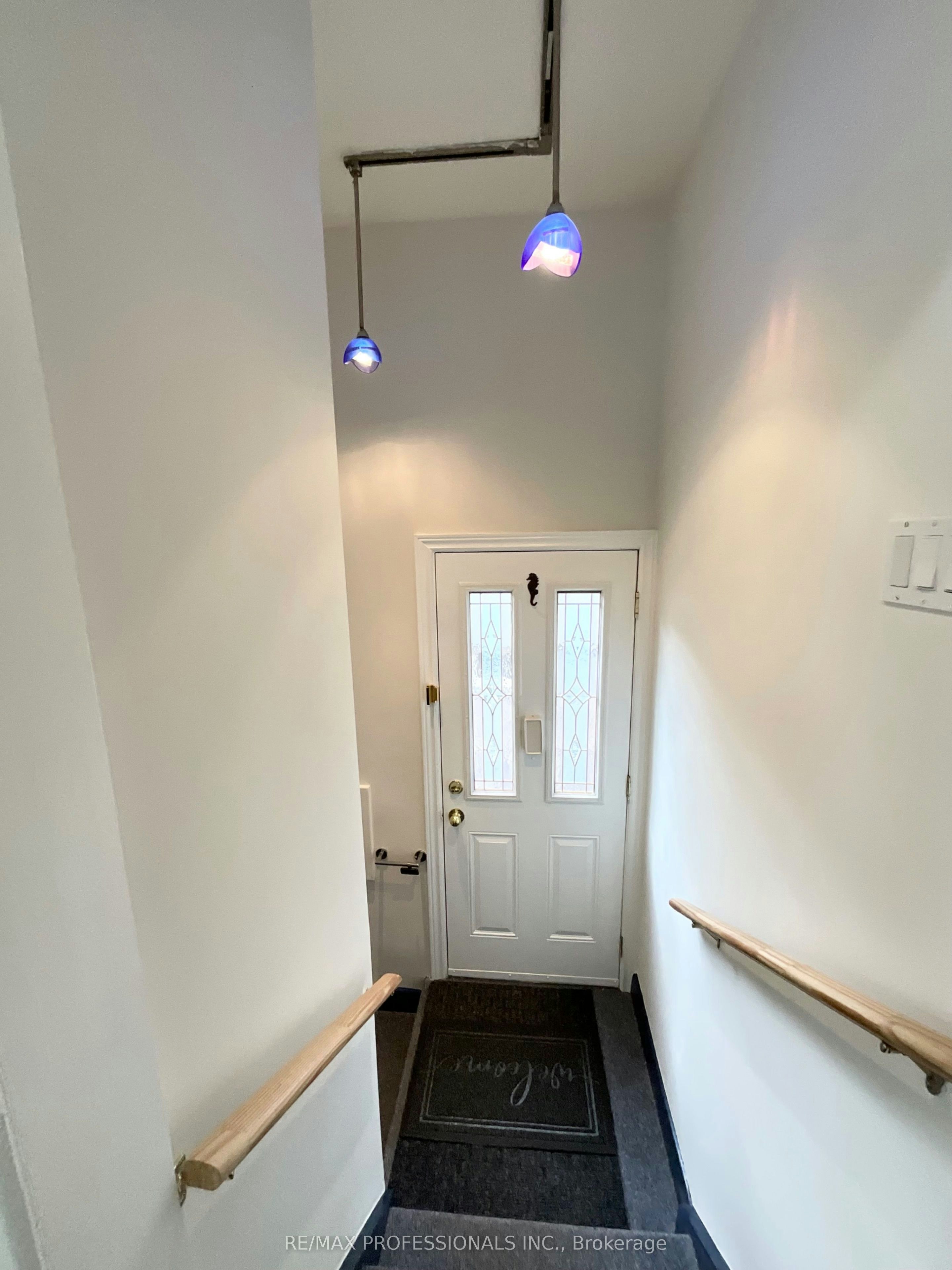 130 Yorkview Drive, Toronto, ON, M8Z 2G4 - 22