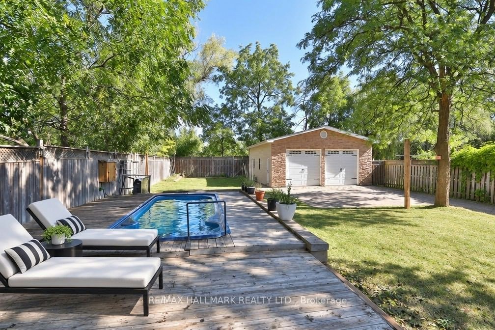 11 Brookside Drive, Mississauga, ON, L5M 1H2
