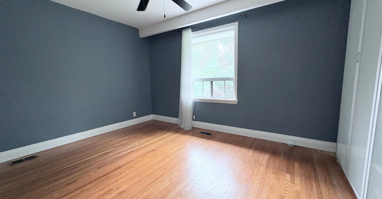 300 Burton Road, Oakville, ON, L6K 2K8 - 5