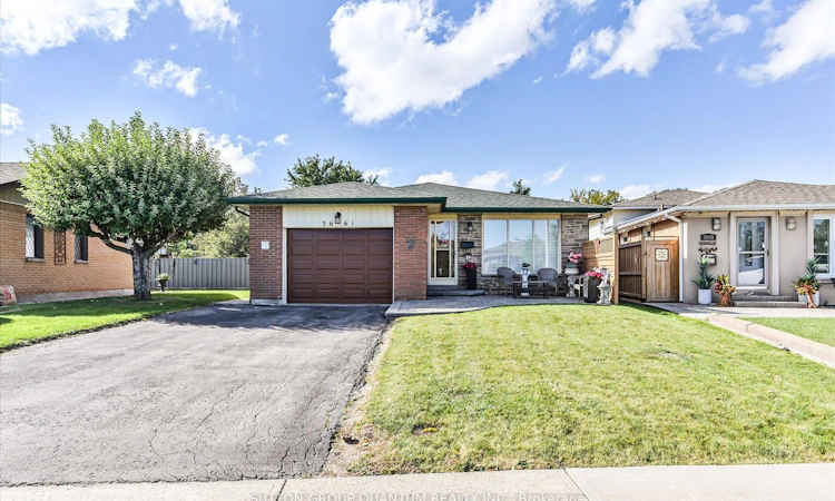 3661 Keenan Crescent
