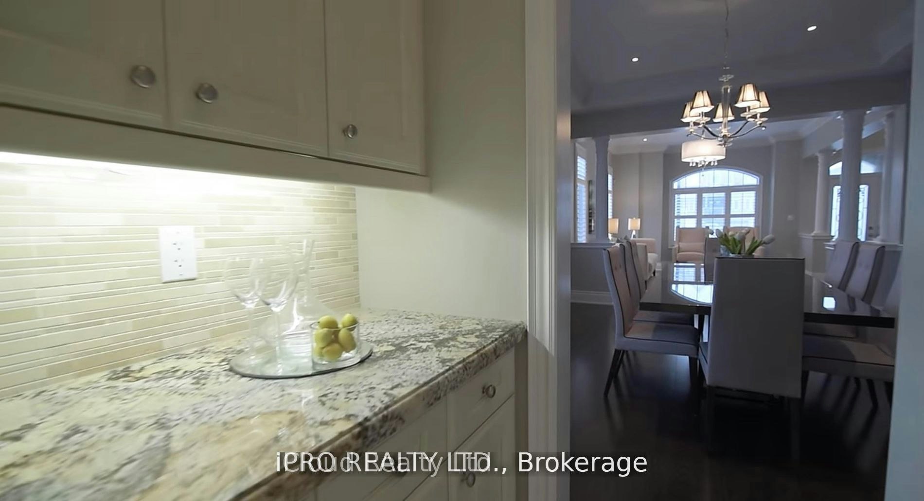 5116 Summersky Court, Mississauga, ON, L5M 0R3 - 11