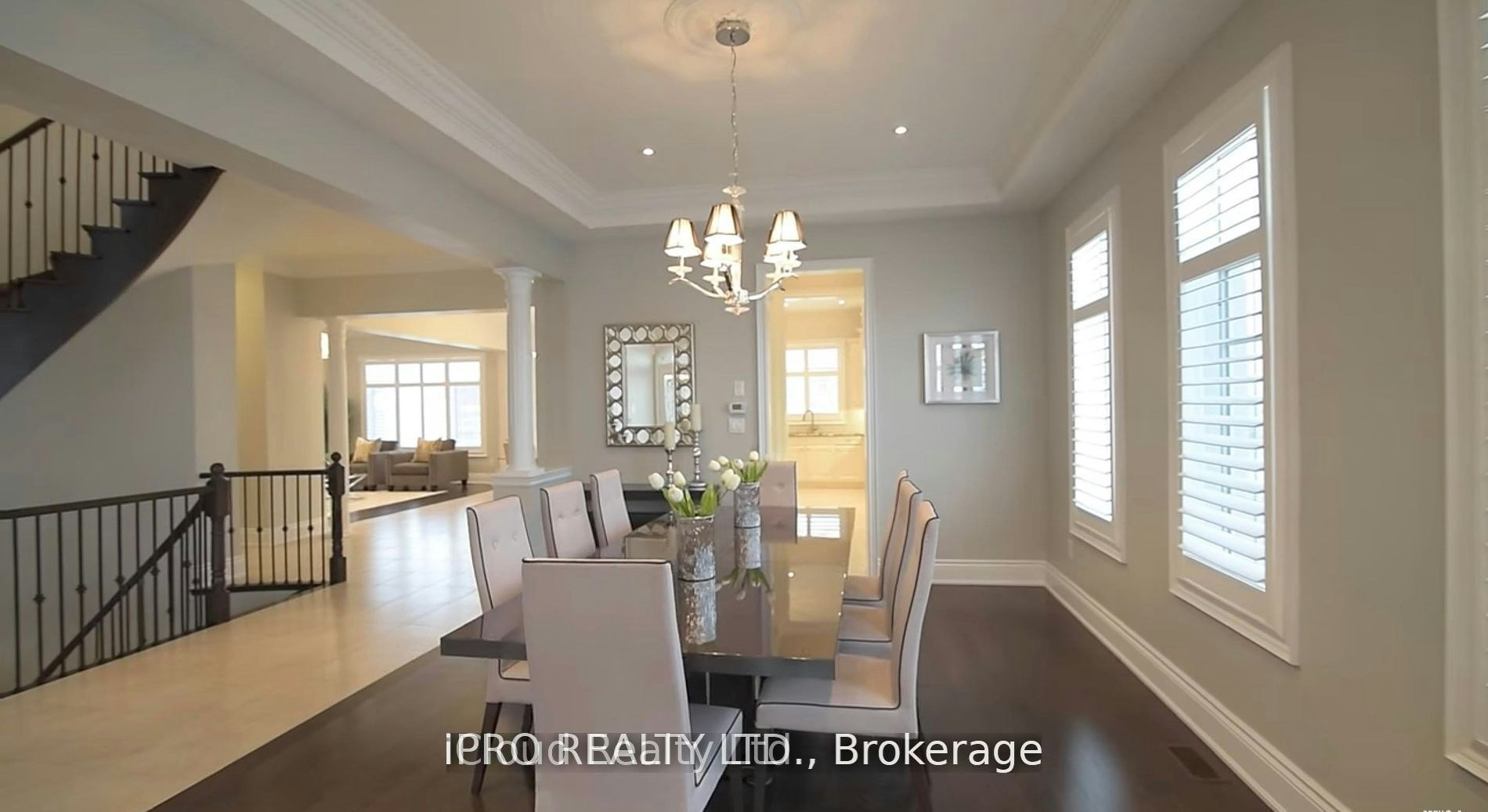 5116 Summersky Court, Mississauga, ON, L5M 0R3 5