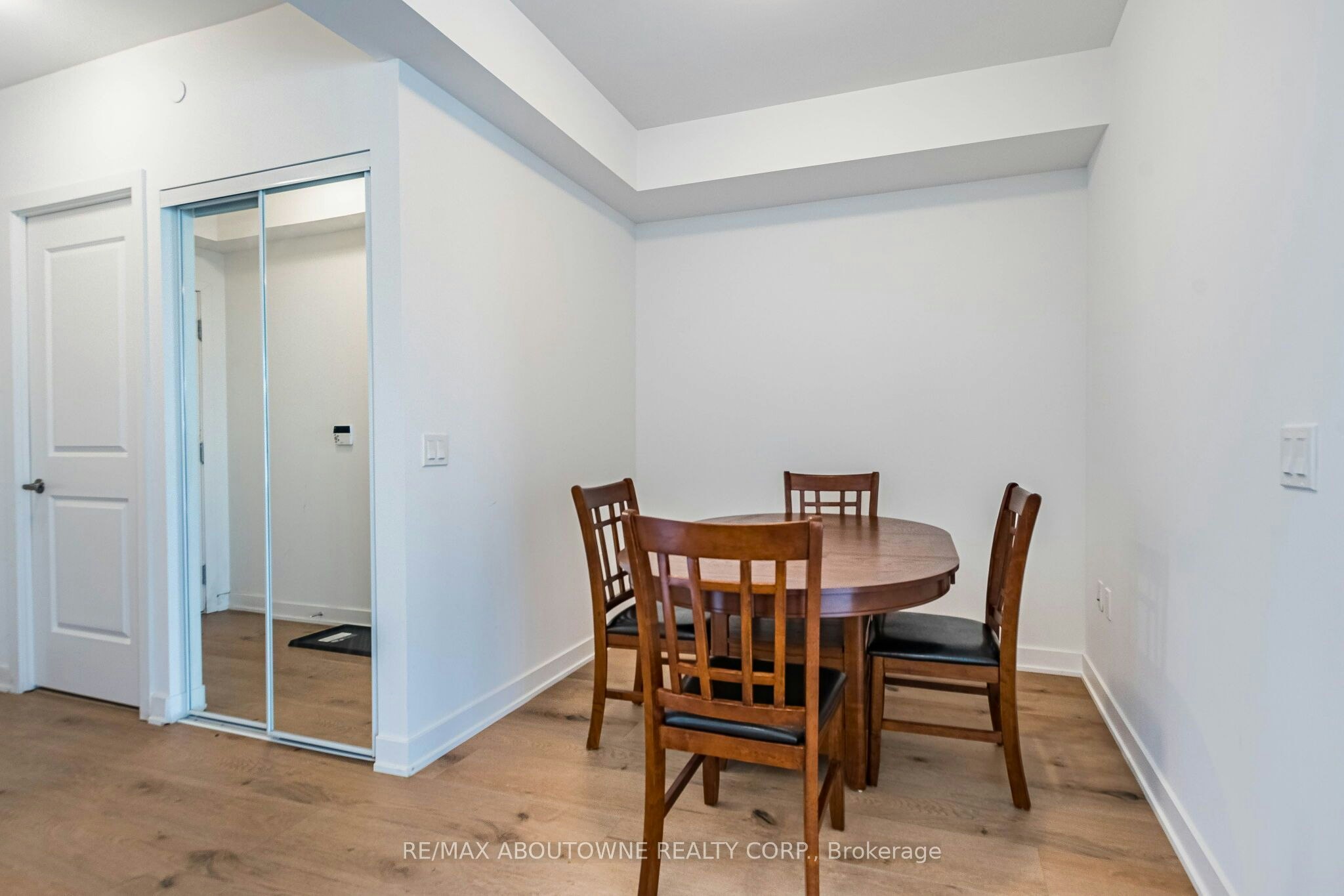 1202-4677 Glen Erin Drive, Mississauga, ON, L5M 2E3 - 12
