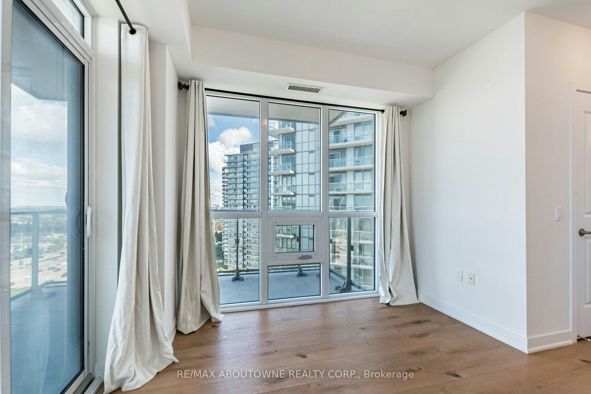 1202-4677 Glen Erin Drive, Mississauga, ON, L5M 2E3 - 32