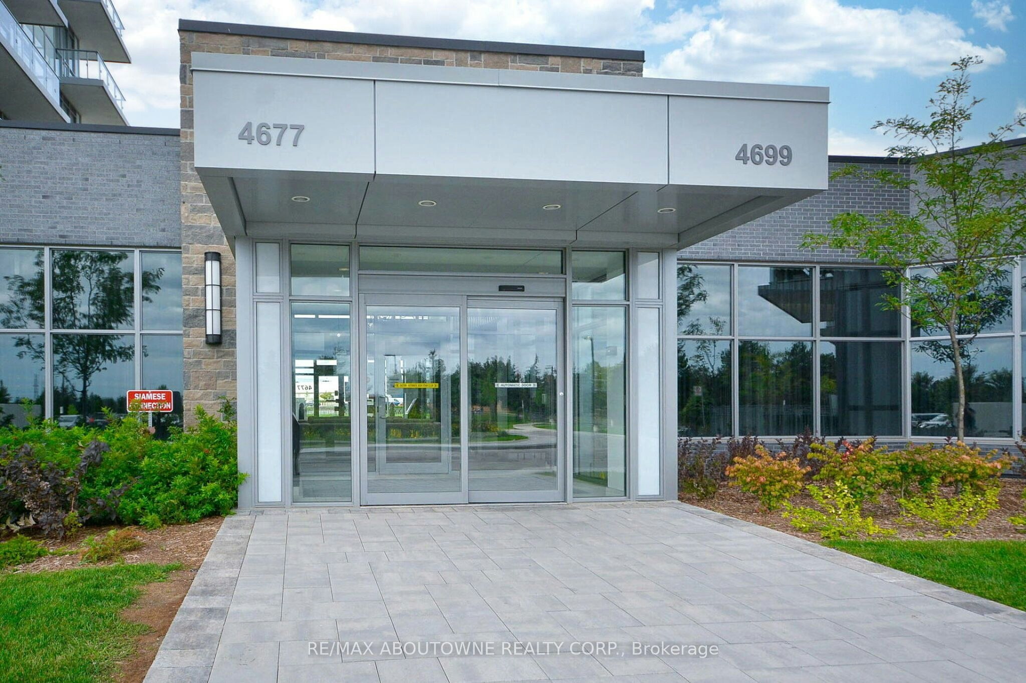 1202-4677 Glen Erin Drive, Mississauga, ON, L5M 2E3 - 4