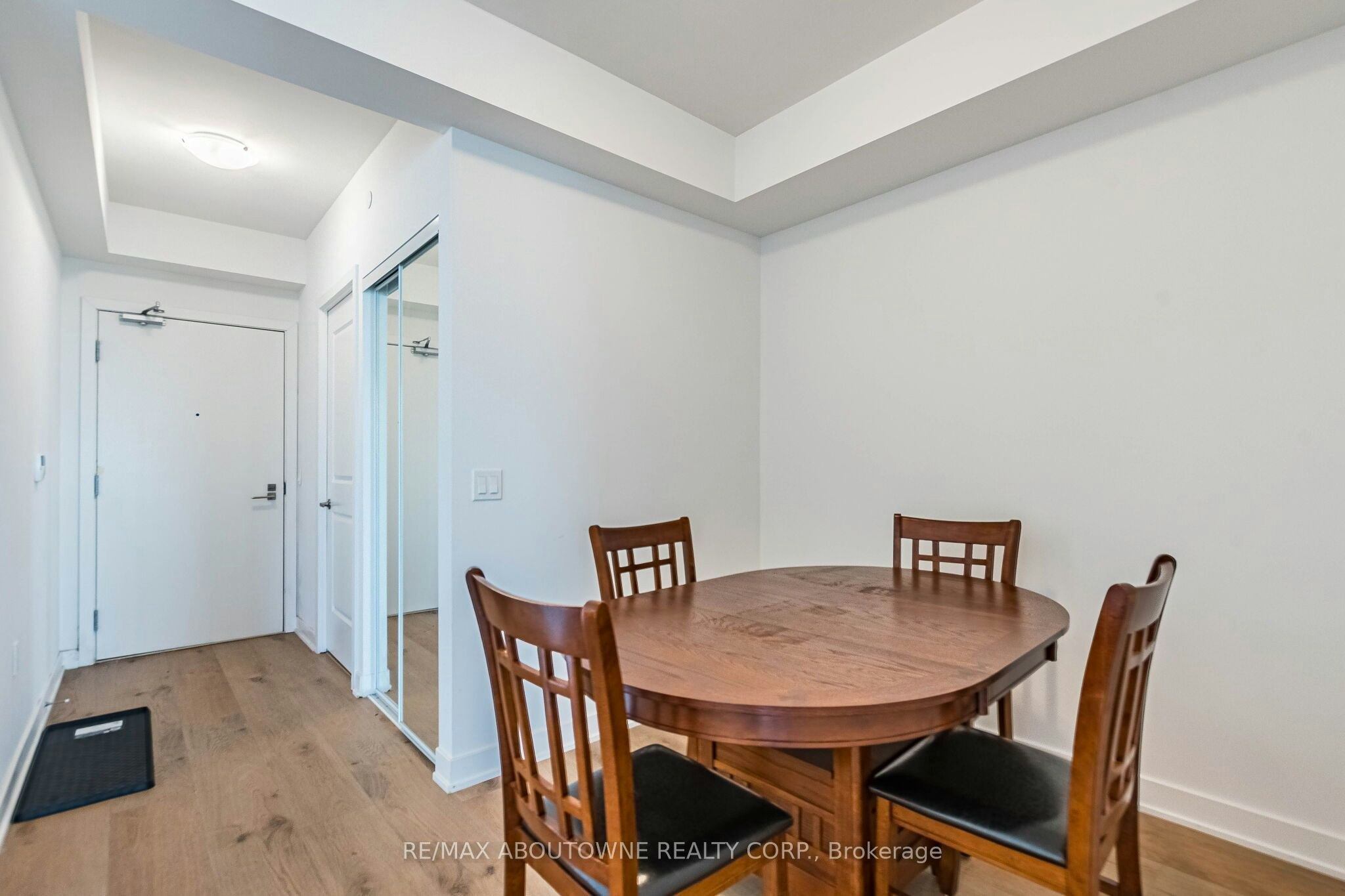 1202-4677 Glen Erin Drive, Mississauga, ON, L5M 2E3 - 9