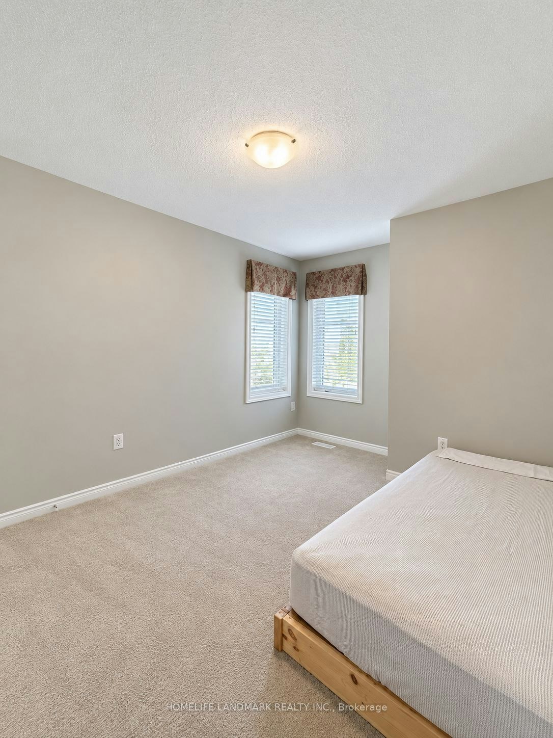 91 Huguenot Road, Oakville, ON, L6H 0M3 - 10