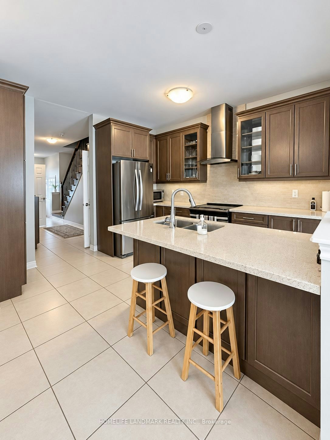 91 Huguenot Road, Oakville, ON, L6H 0M3 - 3