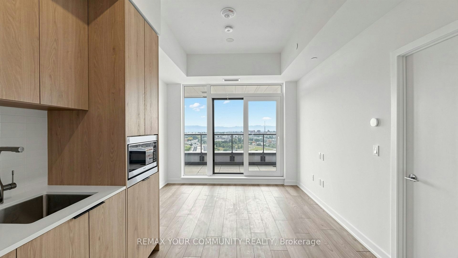 1104-1007 The Queensway Avenue, Toronto, ON, M8Z 0H4 - 8