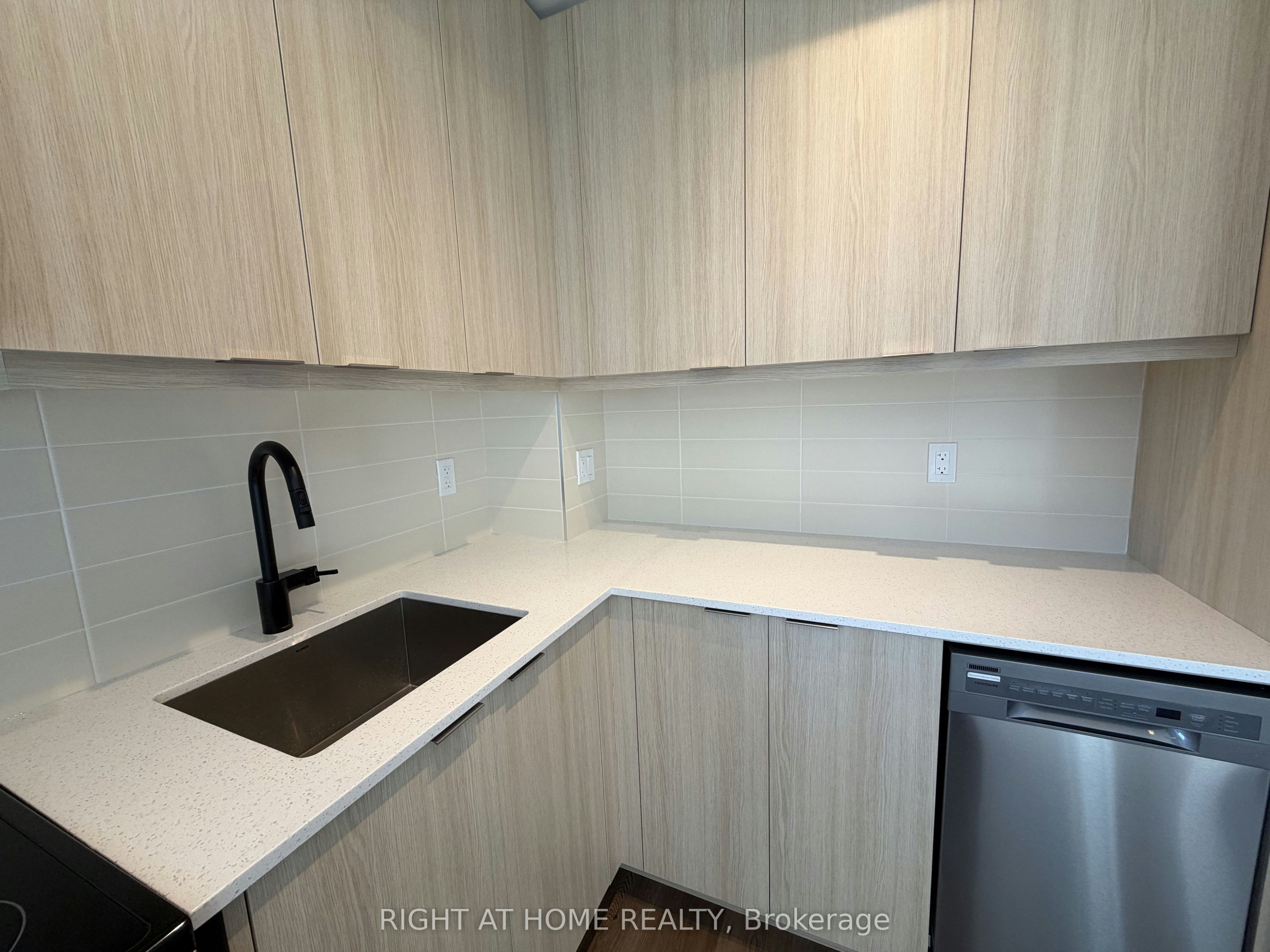 1209A-115 Nipissing Road, Milton, ON, L9T 1R3 - 20