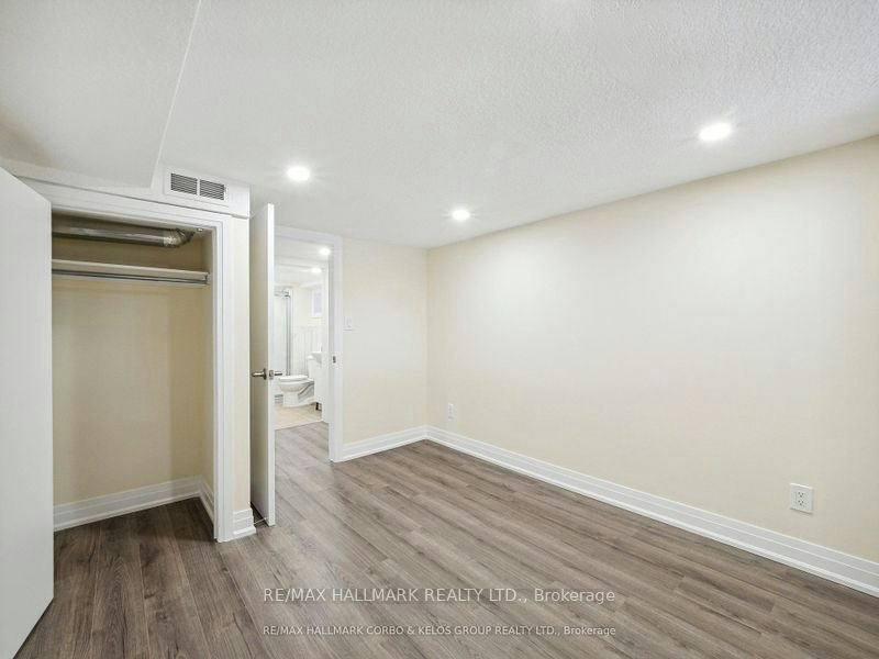 1132 Glengrove Avenue, Toronto, ON, M6B 2K4 - 7