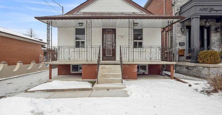 1132 Glengrove Avenue, Toronto, ON, M6B 2K4