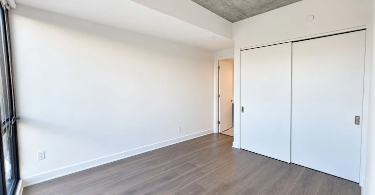 608-7 Smith Crescent, Toronto, ON, M8Z 0G3 - 11